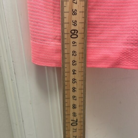 Lululemon - Classic Athletic Tank Top - Pink - Extra Small - Picture 6 of 8